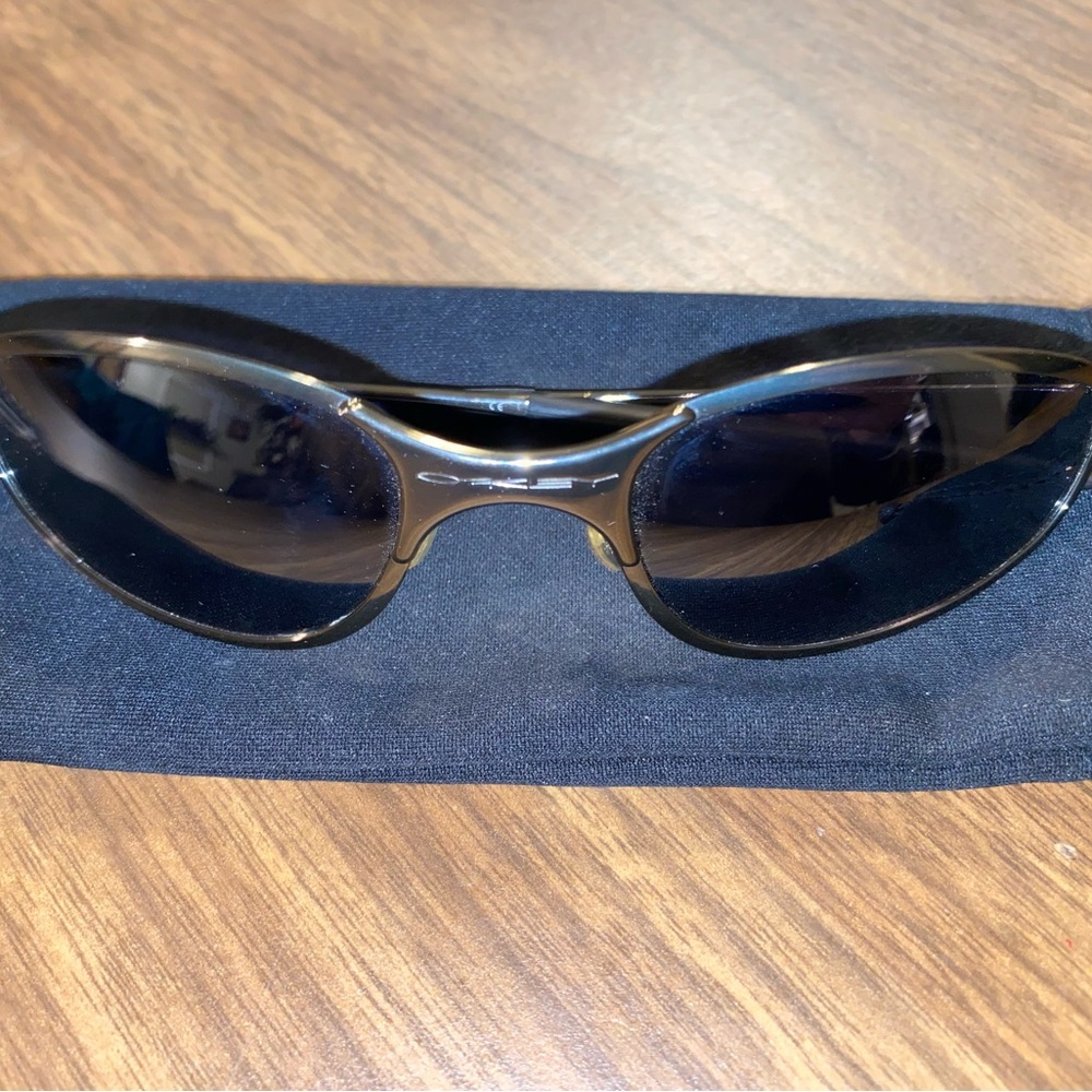 Authentic Vintage Oakley Black Sunglasses